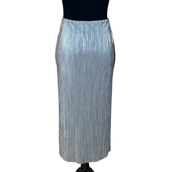 New ~ CALVIN KLEIN ~ Pleated Metallic Midi Skirt Size Medium holidays PLEATS!! - Picture 6 of 8